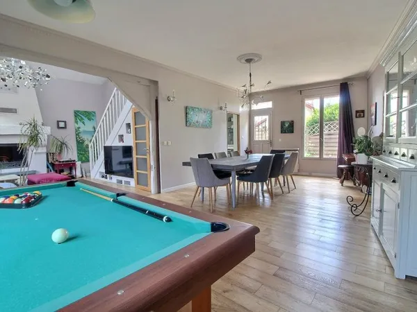 Maison 7 pièces 191 m²