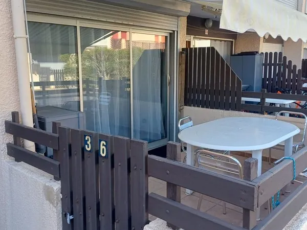 Studio cabine Port la Nouvelle