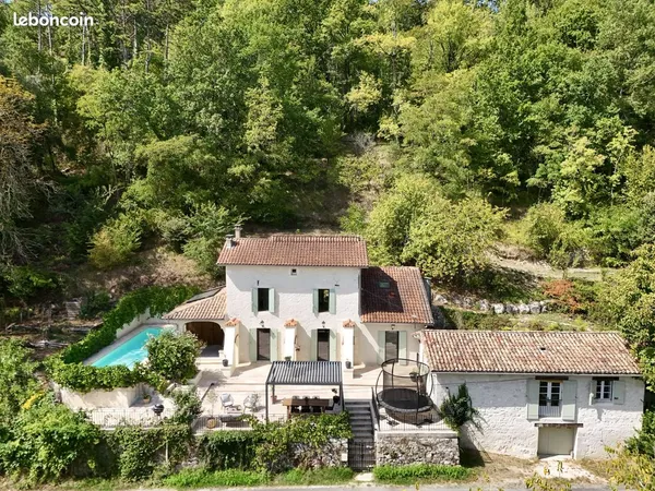 Charmante propriété à quelques minutes à pied du centre d'Eymet, en Dordogne