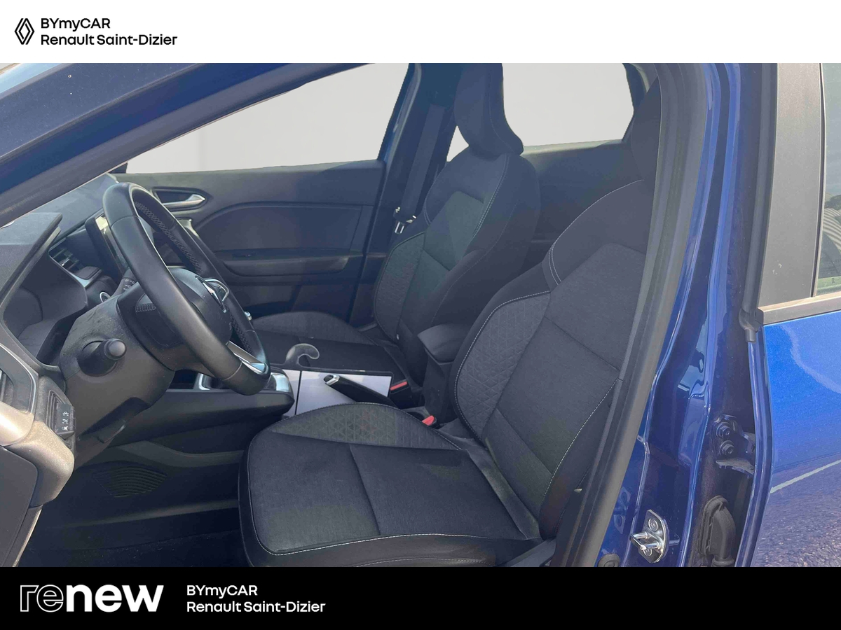 Renault Captur TCe 140 - 21 — photo 11