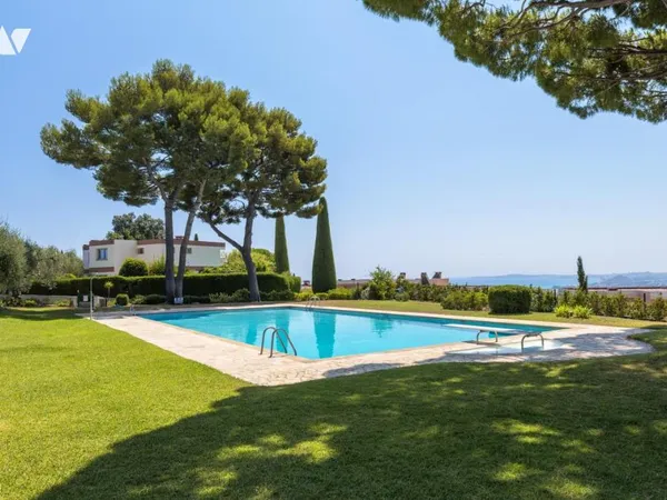 Maison 4 pièces 135 m²