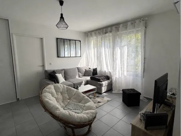 Appartement T2 avec balcon + garage