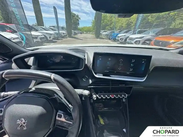 Peugeot 2008 electrique 136 ch — photo 12