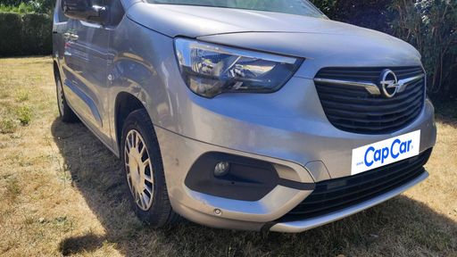 Opel Combo Cargo M 1.5 D 130 - Elegance – 2021 – 65417 km – Diesel – Boîte Manuelle — photo 7