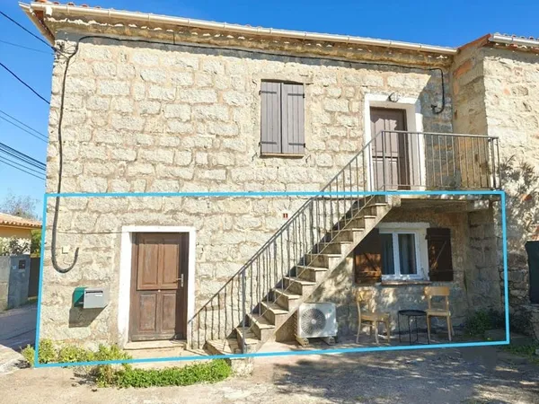 AU COEUR DU HAMEAU DE CIRENDINU AGRÉABLE T1 PROCHE DES PLAGE