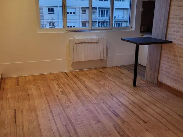 Studio 1 pièce 21 m²
