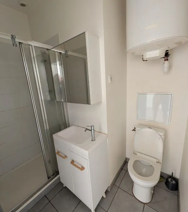 Photo 3