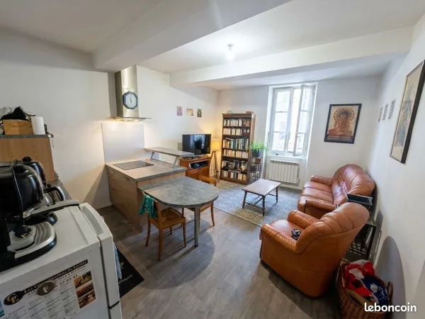 Location appartement T3 - 49m2 - non meublé