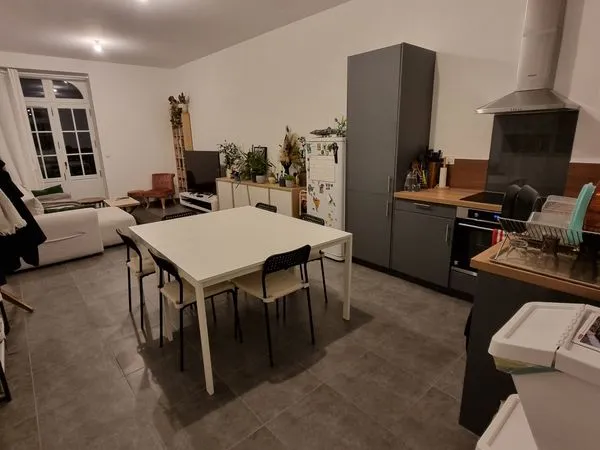 Janzé Hypercentre - T3 rénové avec terrasse