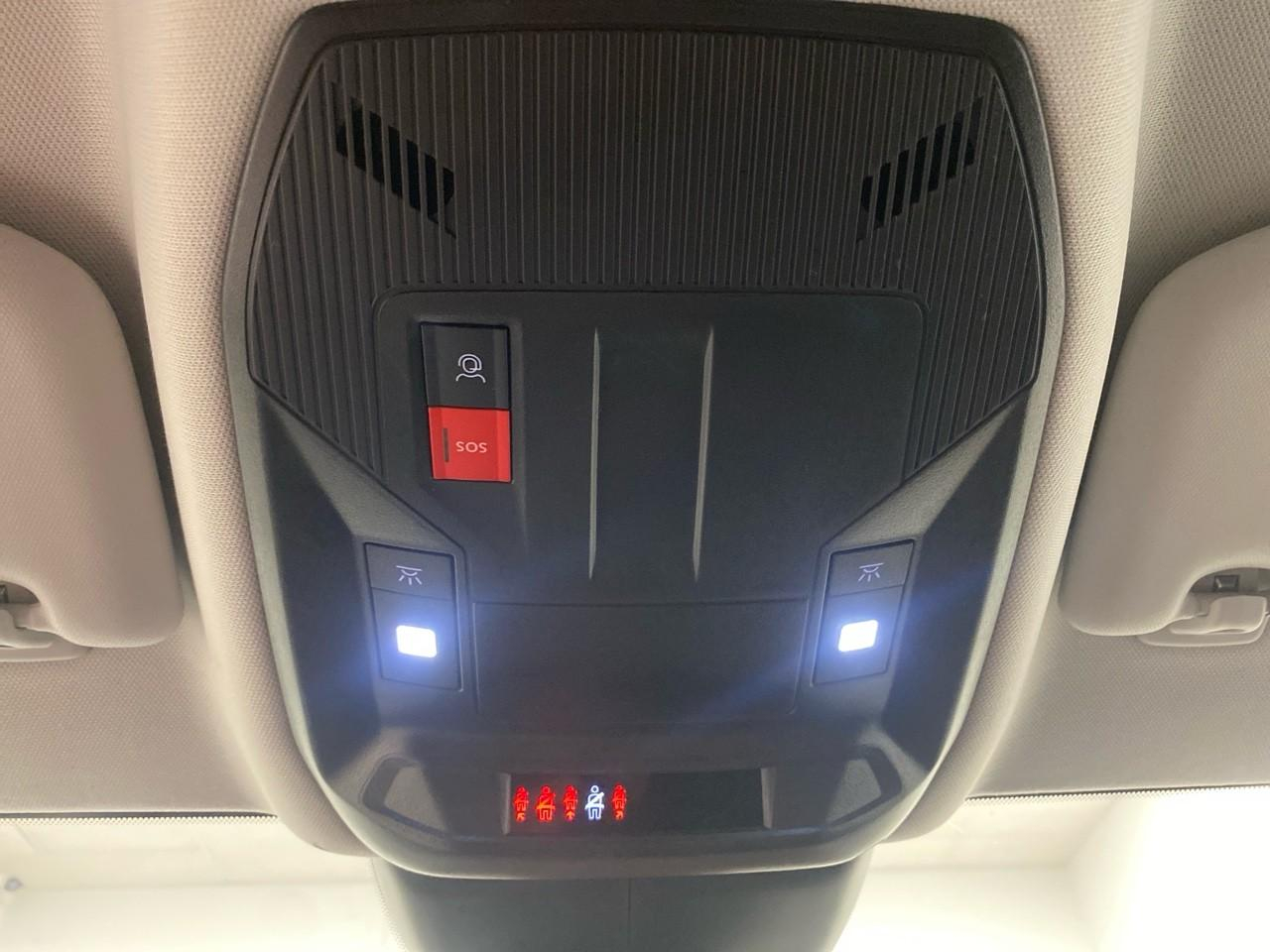 Peugeot 308 phev 180 e-eat8 allure pack — photo 16