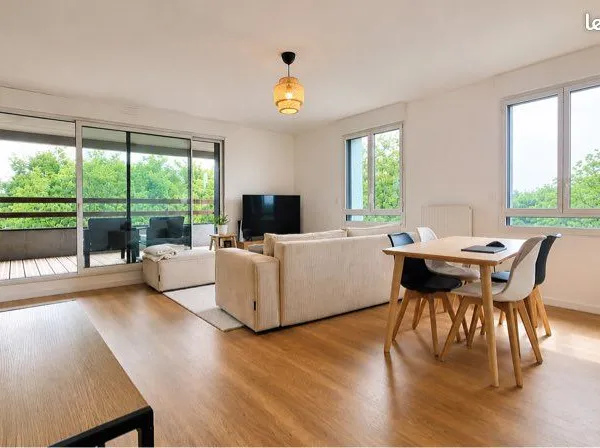 Chambre dans appartement récent avec salle de bain privative - Nantes Nord