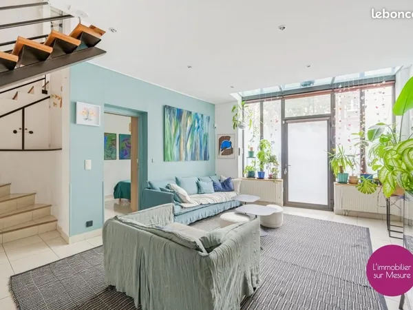 Loft 6 pièces 150 m²