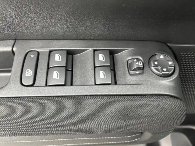 Citroën C3 Aircross puretech 130 s&amp;s eat6 — photo 15