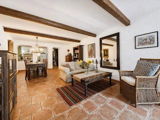Propriété 5 pièces 114 m²