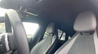 Mercedes Eqe 350+ 292ch AMG Line — photo 10