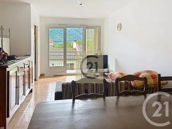 Appartement 2 pièces 57 m²