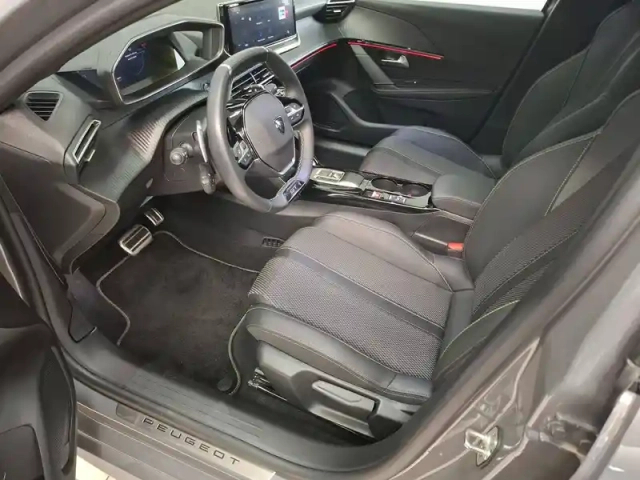 Peugeot 208 hybrid 110 e-dcs6 — photo 12