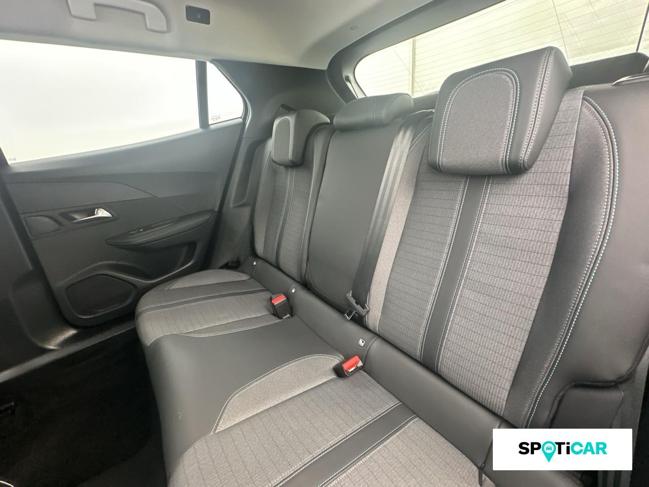 Peugeot 2008 1.5 bluehdi 110ch s&s allure pack — photo 10
