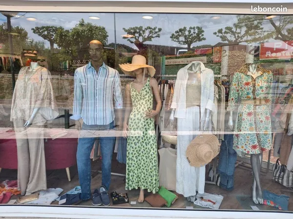 Boutique de prêt-à-porter et accessoires exploitée depuis plus de 30 ans-cause retraite