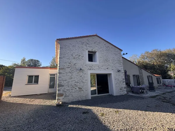 Maison 7 pièces 146 m²