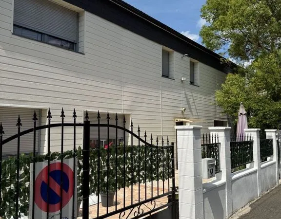 Maison de luxe 6 pièces 180 m²