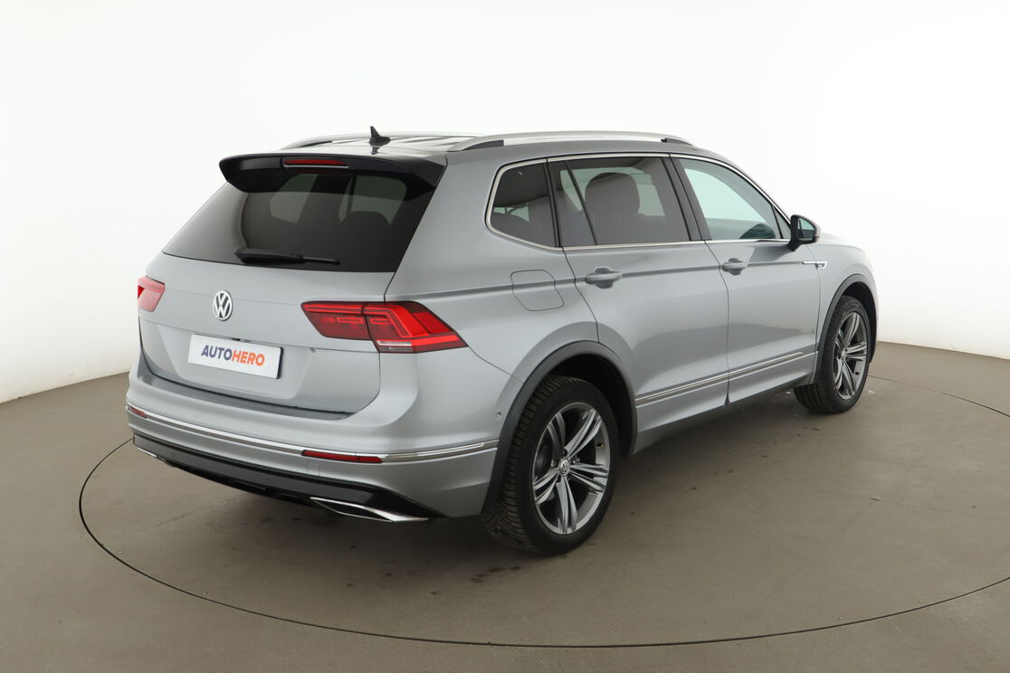 Volkswagen Tiguan Allspace 2.0 TDI Carat DSG7 — photo 5