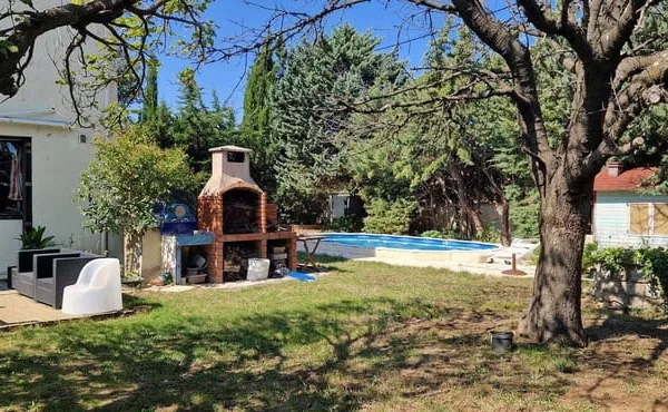 Maison 9 pièces 238 m²
