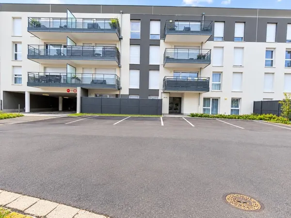 Appartement F3 dans Résidence Récente avec Ascenseur
