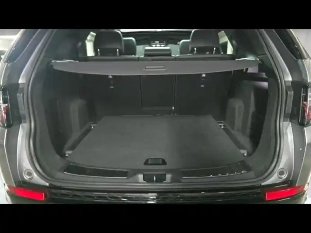 Land Rover Discovery Sport p300e r-dynamic se awd bva mark vi — photo 41