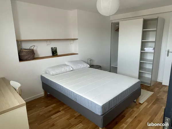 Colocation idéale - chambre avec salle d'eau privative