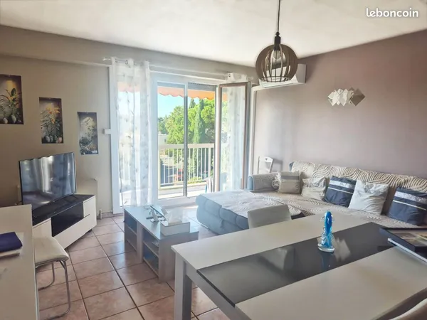 Appartement sur les hauteurs de Salon