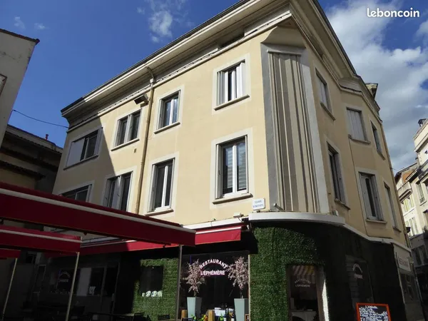 Location f4 zone pietonne valence