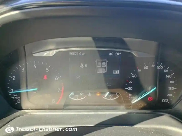 Ford Fiesta 1.0 ecoboost 95 ch s&amp;s bvm6 st-line — photo 21