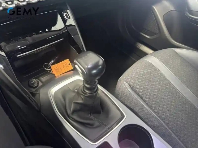 Peugeot 2008 puretech 130 s&amp;s bvm6 — photo 21