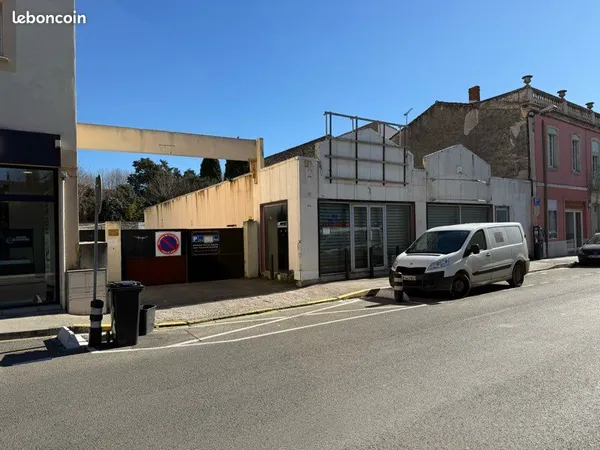 Local commercial 360 m2 + parking 800 m2