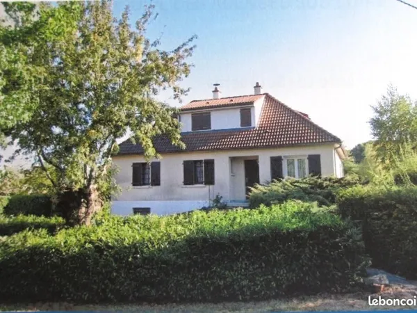 Maison 130 m2 avec sous sol et garage 95 m2