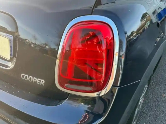 Mini Mini 5 portes cooper 136ch  essential bva7 — photo 17