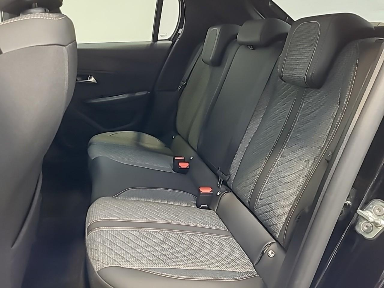 Peugeot 208 hybrid 100 e-dcs6 allure — photo 13