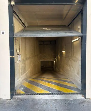 Place de parking sécurisée à louer - Colombes, bd Edgar Quinet