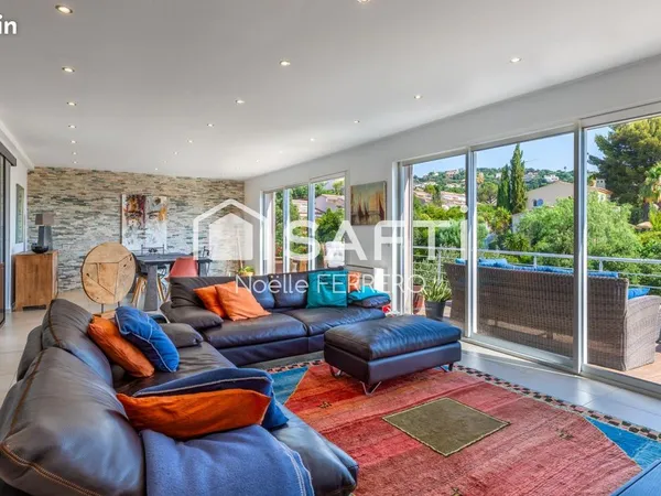 Villa 6 pièces 210 m²