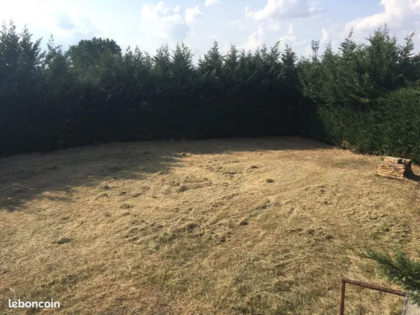 Terrain constructible villerest