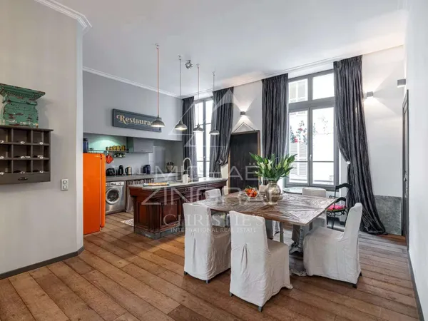 Appartement 4 pièces 141 m²