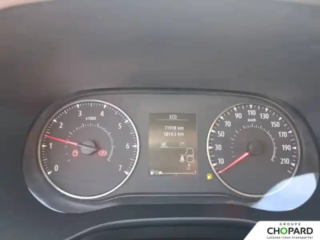 Dacia Sandero eco-g 100 — photo 18