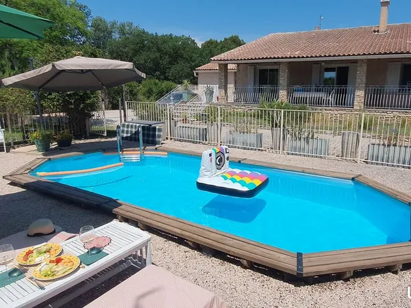 MAISON 100M² - 3 CHAMBRES - TERRAIN 1000m² AVEC PISCINE - GARAGE- MONTEUX