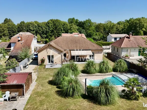 Villa 10 pièces 170 m²