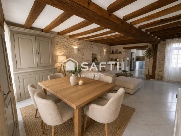 Maison de bourg située à Saint-Christophe-En-Champagne, 146m².