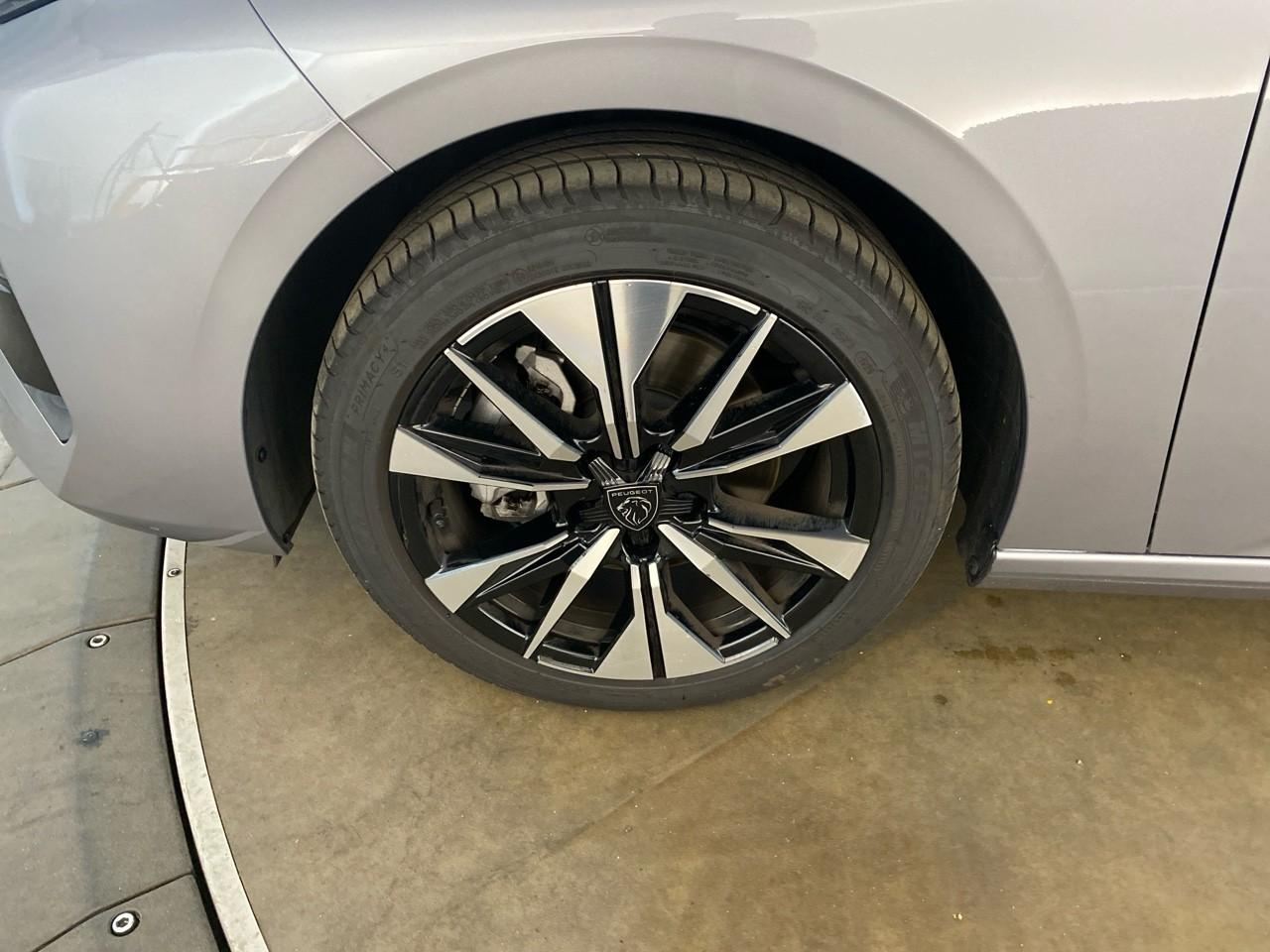 Peugeot 308 sw bluehdi 130ch s&s eat8 allure — photo 11