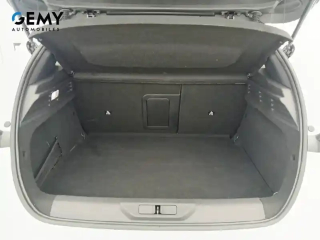 Peugeot 308 phev 180 e-eat8 — photo 22