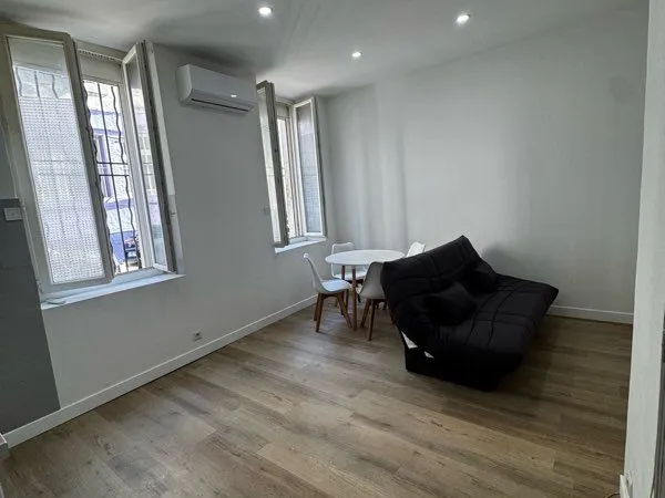 Appartement Location Marseille 1p 25m² 660€