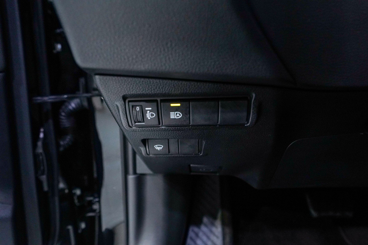 Toyota Corolla Cross — photo 22
